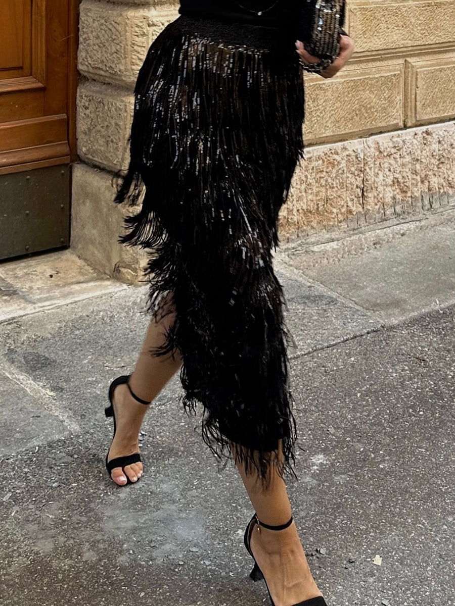 Elasticized Waist Sequin Fringed Skirt