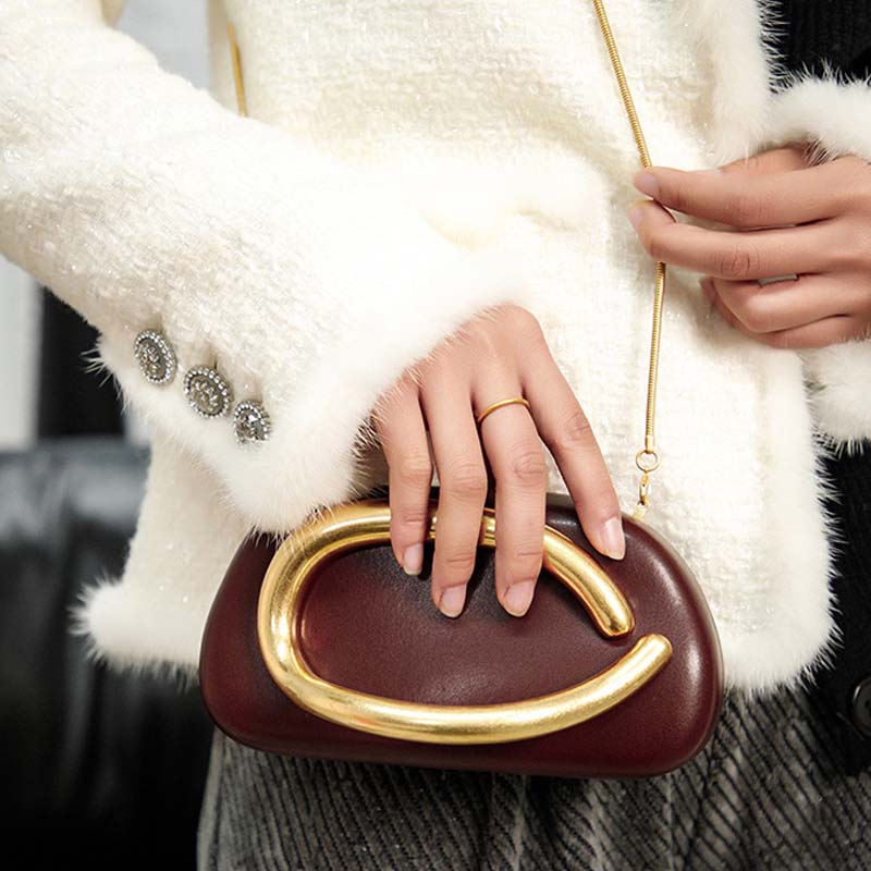 Vintage Metal Kipper Chain Crossbody Bag