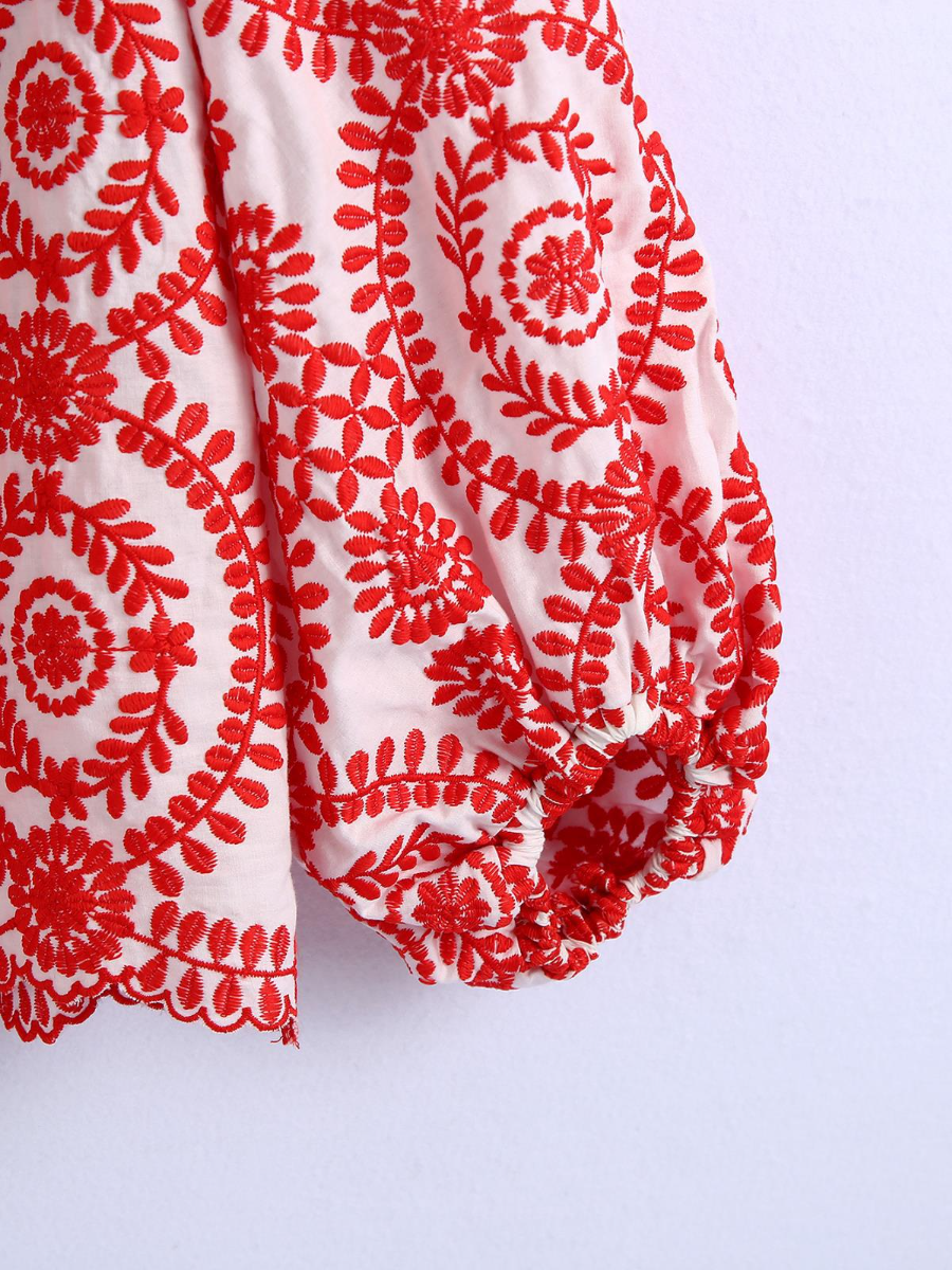 Perfect Embroidery Blouse