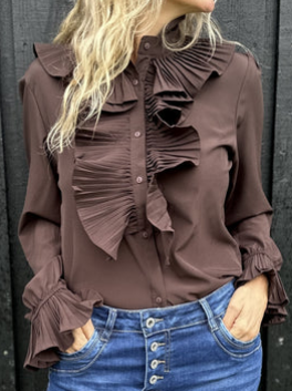 Chic Ruffle Blouse