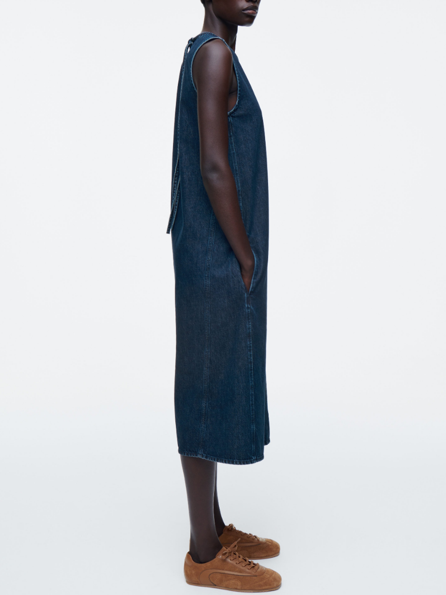 SLEEVELESS DENIM MIDI DRESS