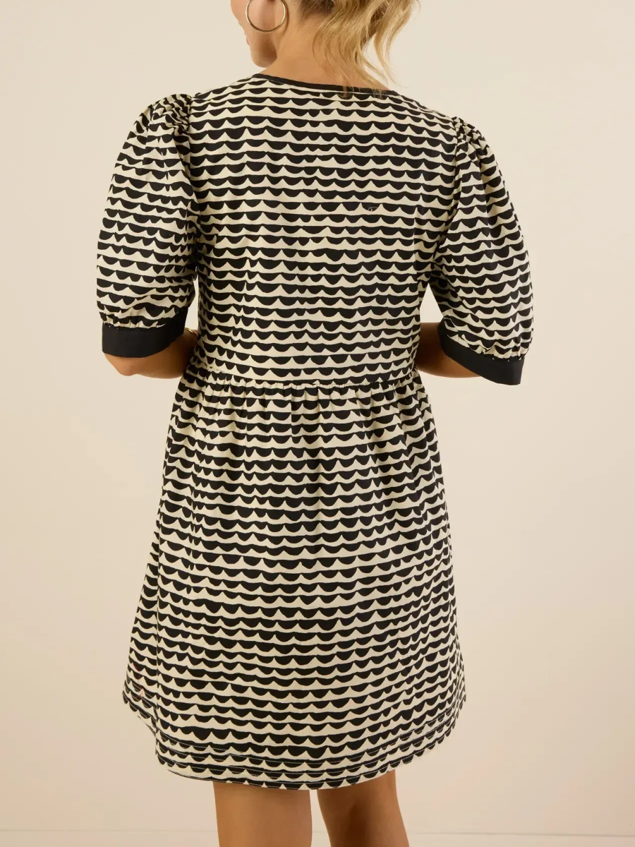 Chic Geometric Print Puff Sleeve Dress