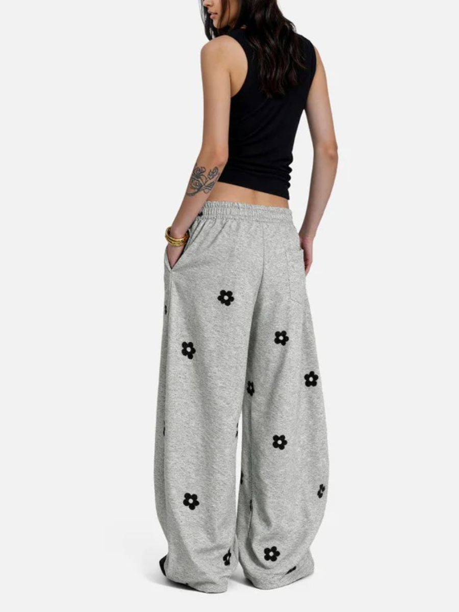 Embroidery Baggy Barrel Sweatpants