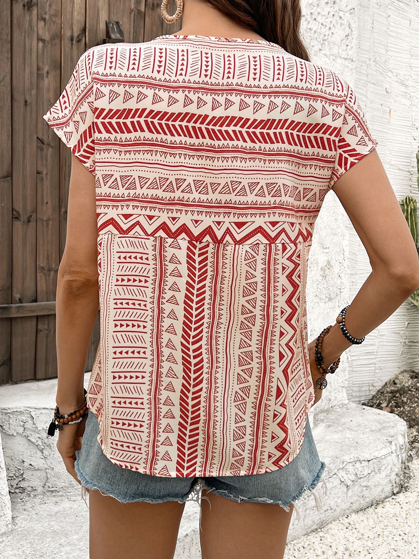 Round Neck Short Sleeve Printed Top