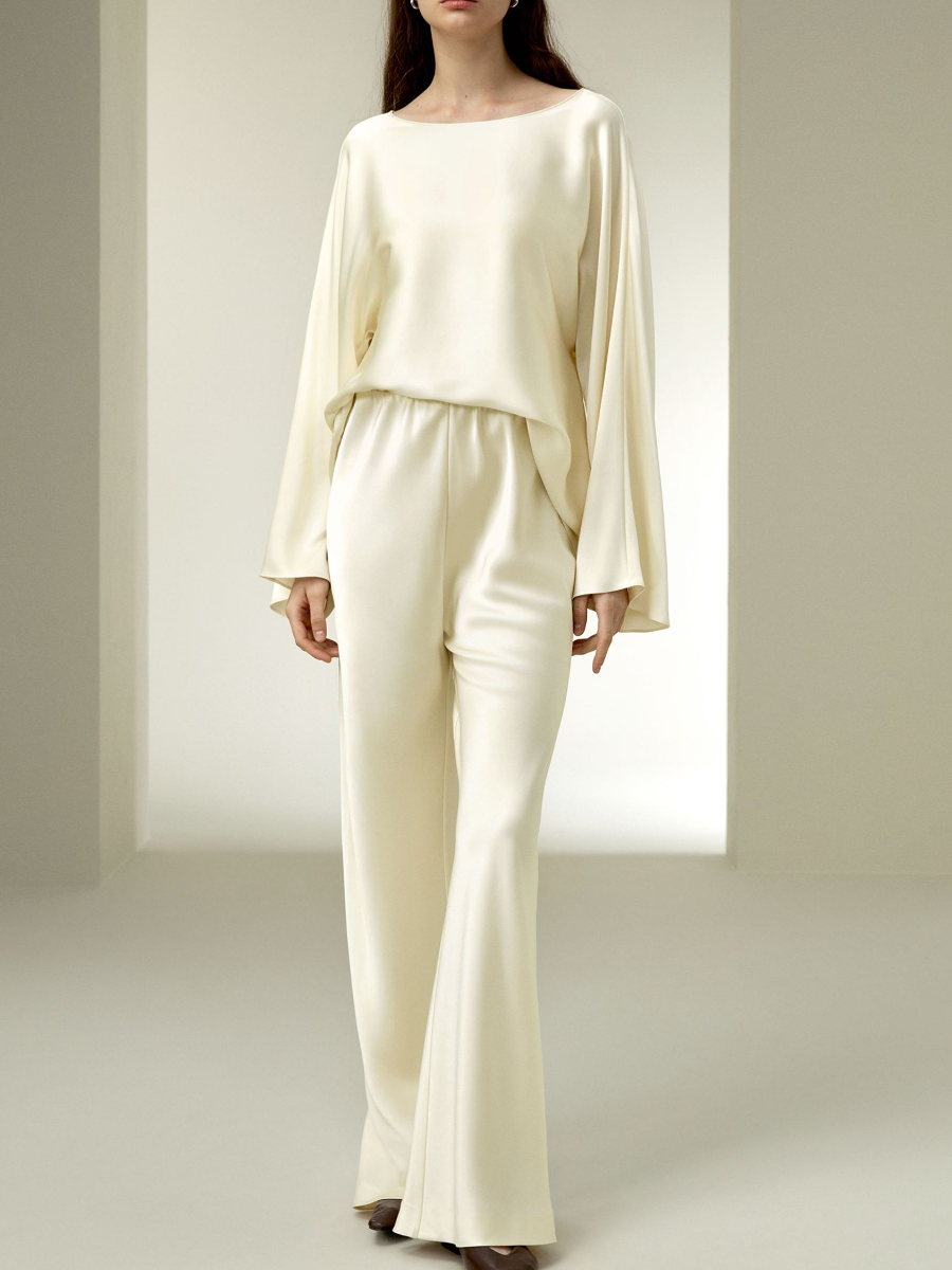 Elegant Silky Boat - Neck Set