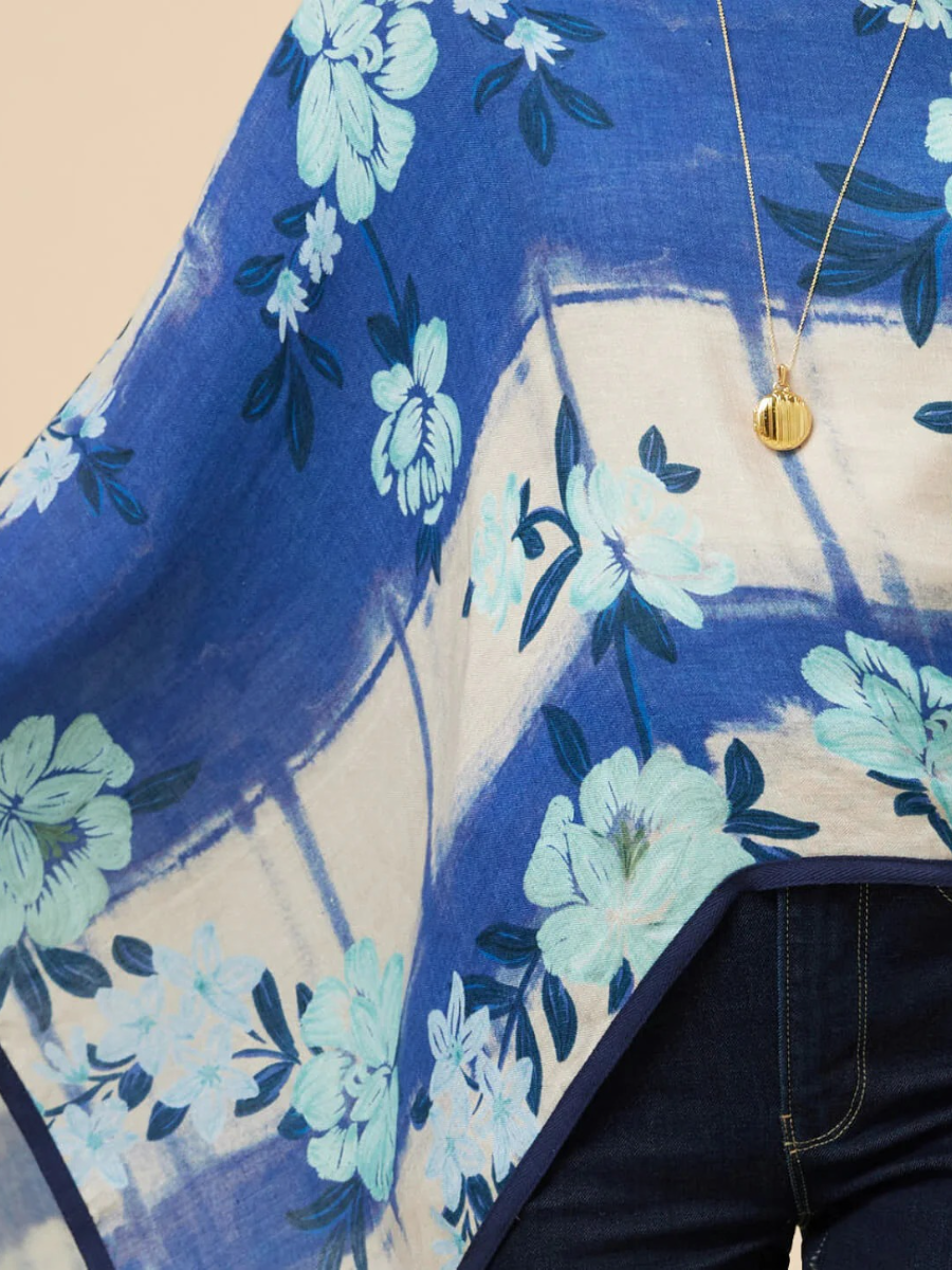 Topper Serpentine Floral Pane Blue