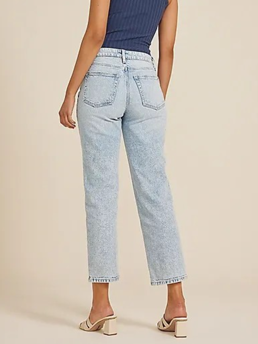 Light High Rise Relaxed Straight Ankle Jean