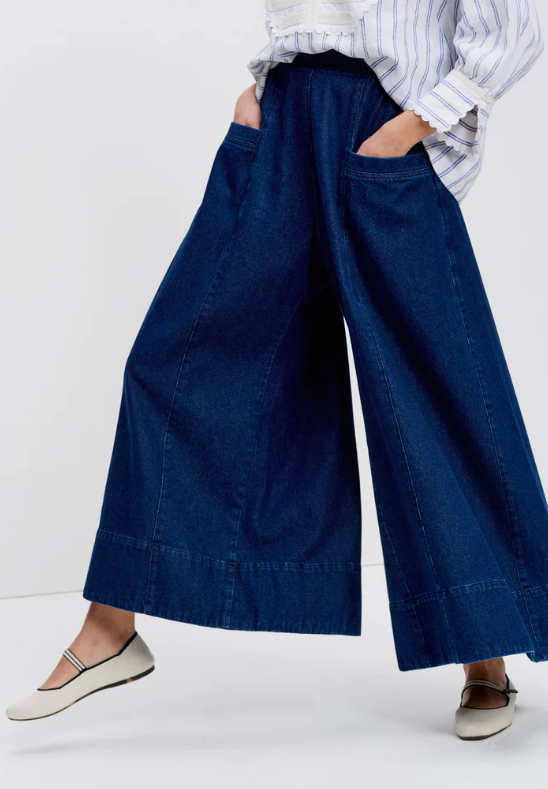 The Wide-leg Causal Jeans
