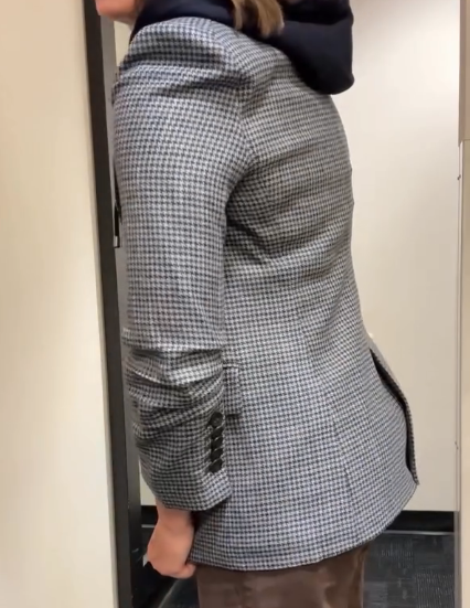 Chic Blazer With Removable Hoodie