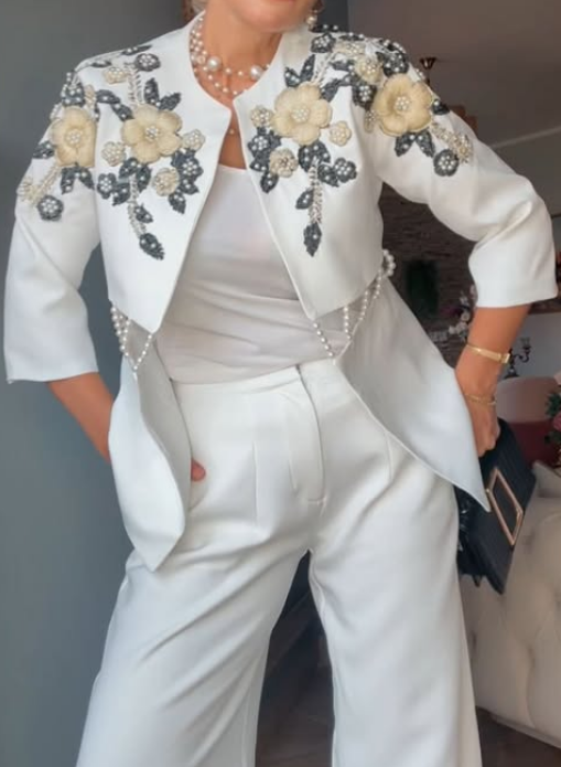 Flower Embroidered Pearl Blazer