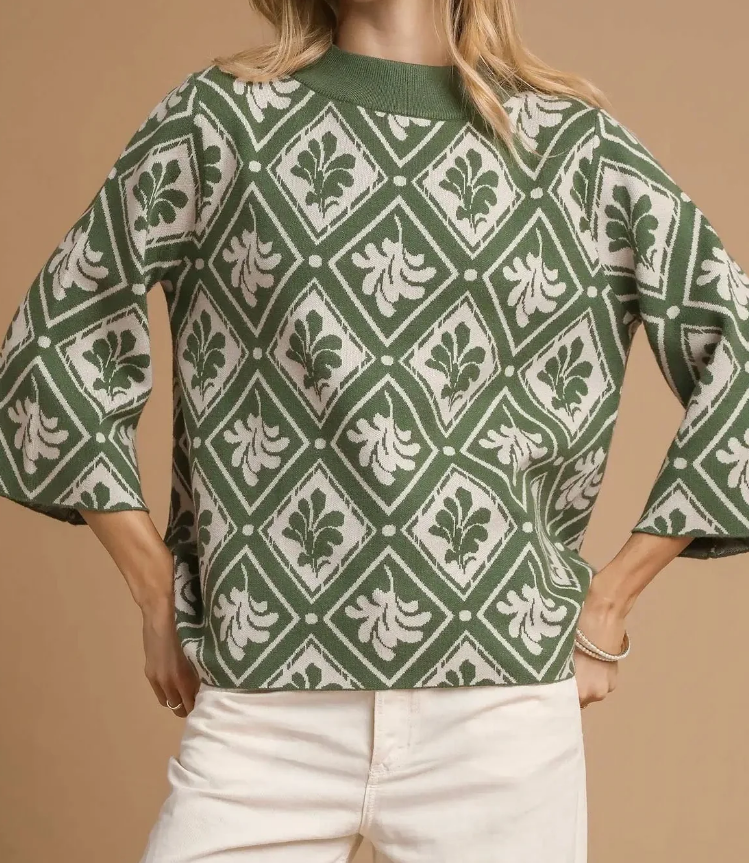 Chic Leaves Sweater