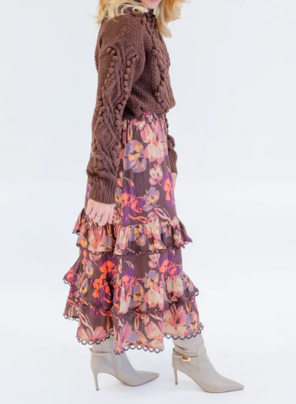 Elegant Floral Skirt Outfit