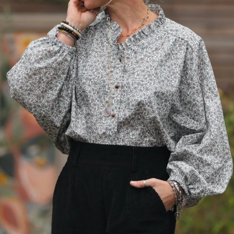 Loose Casual Ruffle Blouse