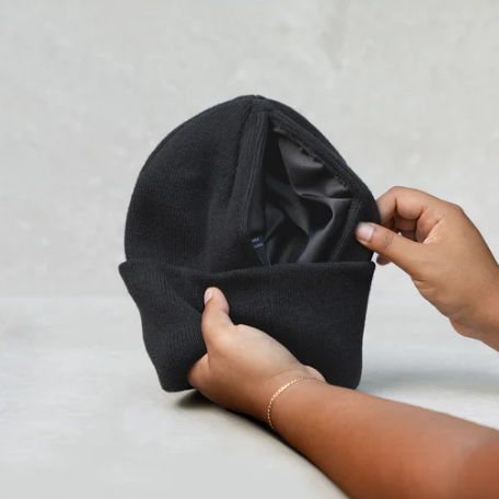 Magnetic Opening Knitted Hat