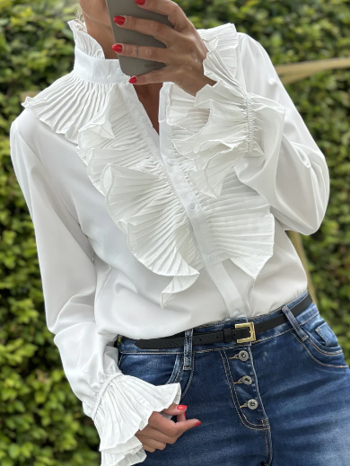 Chic Ruffle Blouse