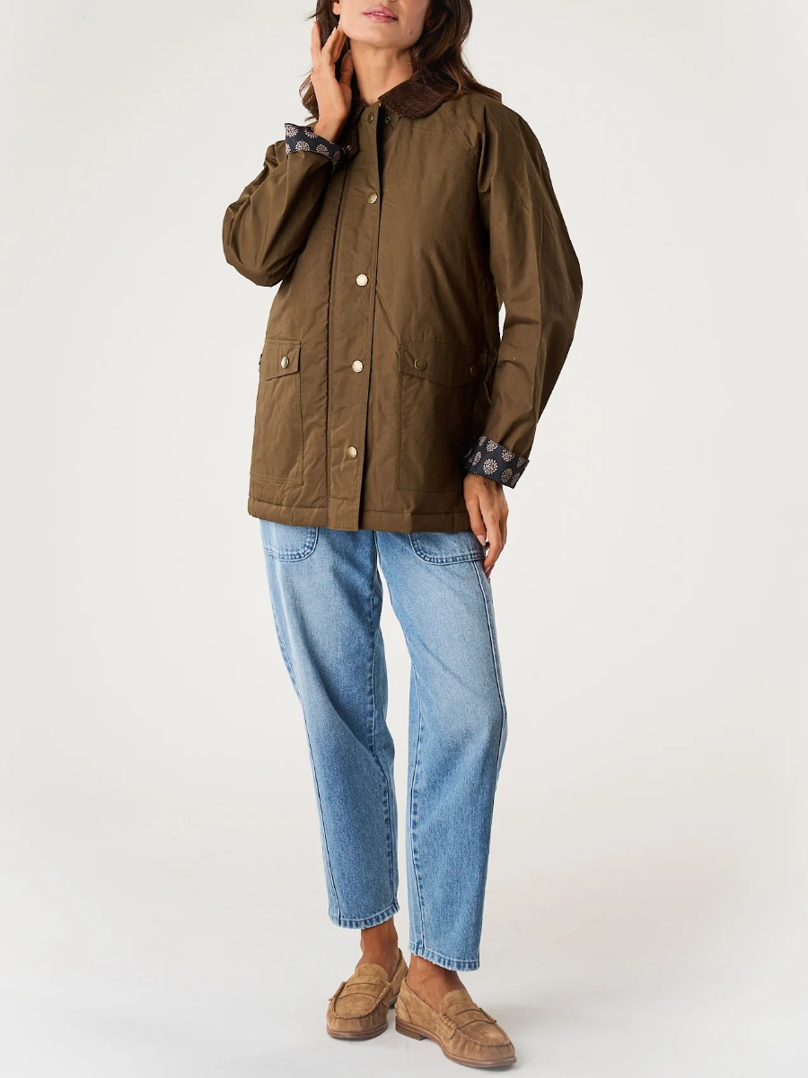 Chic Utility - Style Buttoned Jacket